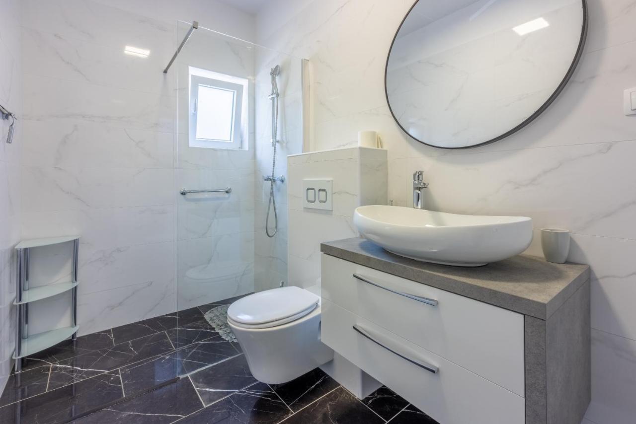 Apartman Dora Crikvenica Extérieur photo